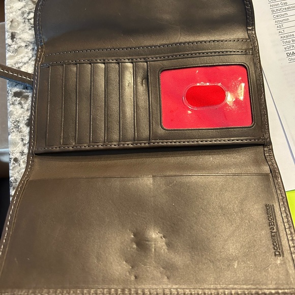 EUC. Dooney & Burke continental wallet - Picture 3 of 3